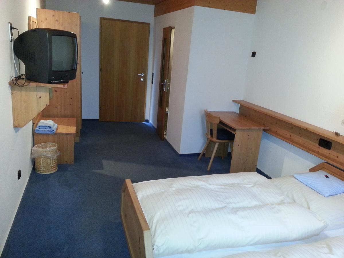 Hotel Bad Bruckhaus Gurtweil Ruang foto
